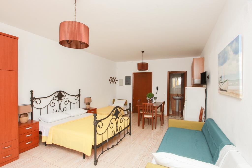 Kallisti Apartments Skiathos Chora Chambre photo